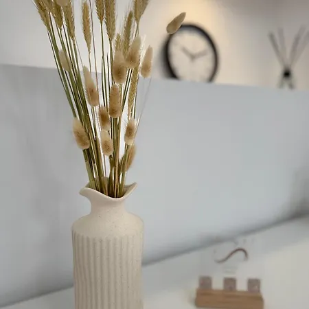 Calm Joy & J - Alley Appartement